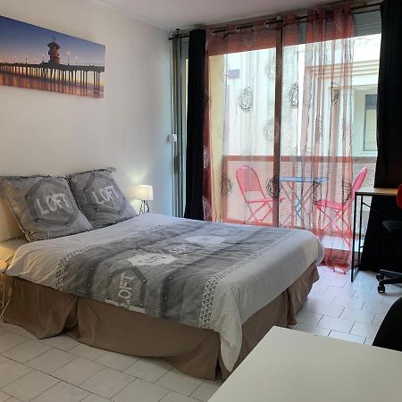 Nimes Studio Parking Dhuoda מראה חיצוני תמונה
